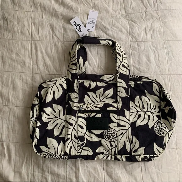 Aloha Collection Holomua Weekender Black and Cream Print Women's Bag New - Picture 4 of 5